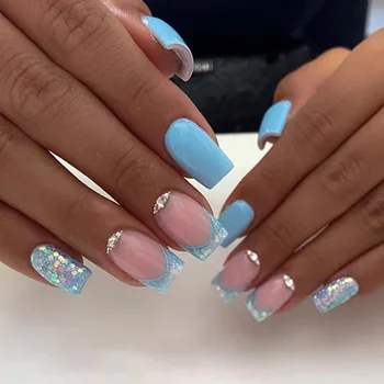 Модный набор накладных ногтей с квадратной головкой и блестками, французские светло-голубые накладные наконечники для ногтей со стразами, маникюр